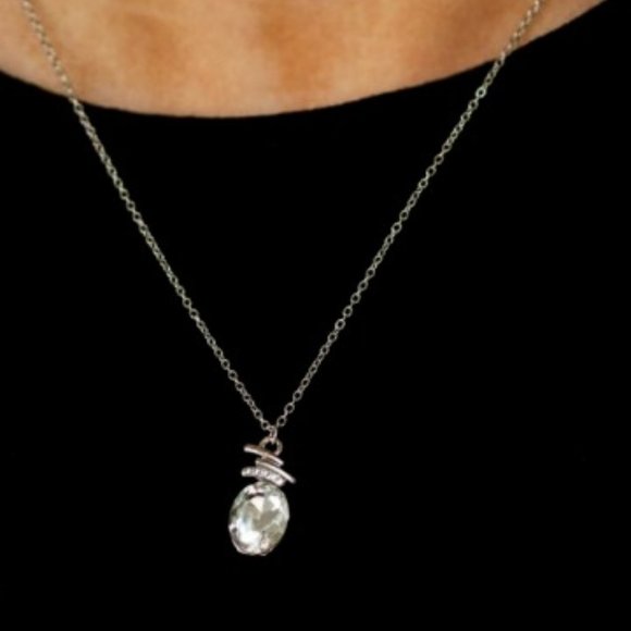 paparazzi Jewelry - Diamonds for Days - White Necklace
